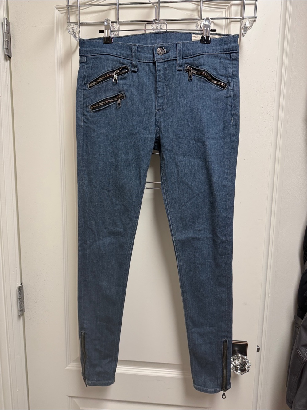 rag & bone Blue Denim Skinny Jeans with Zip Pocket and zip ankles SZ 28